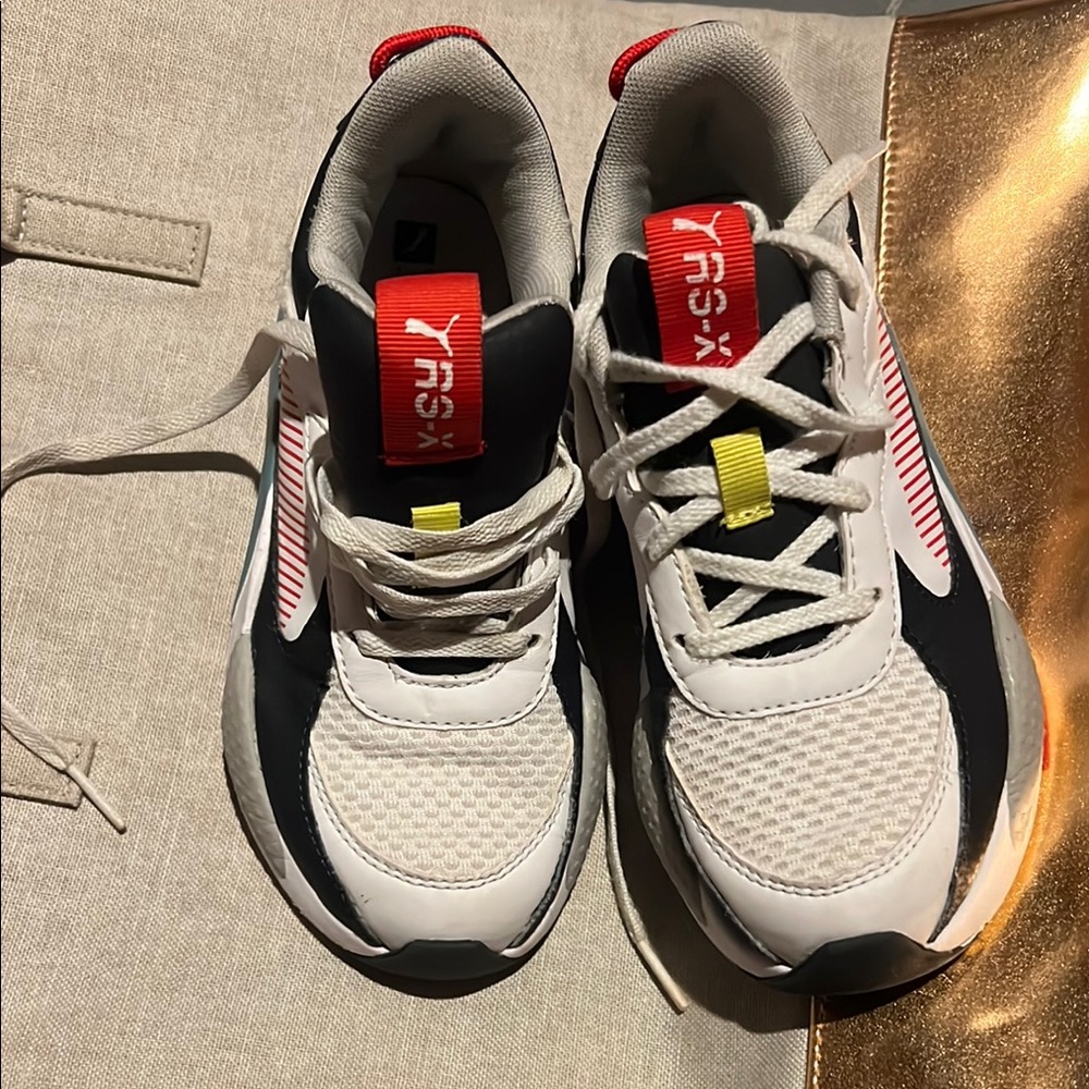Puma White and Red Sneakers Classic Athletic Design